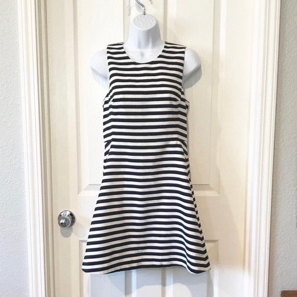 Express Dresses & Skirts - Express black and white dress sz 4